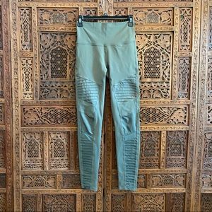 ALO Moto Leggings Size Medium